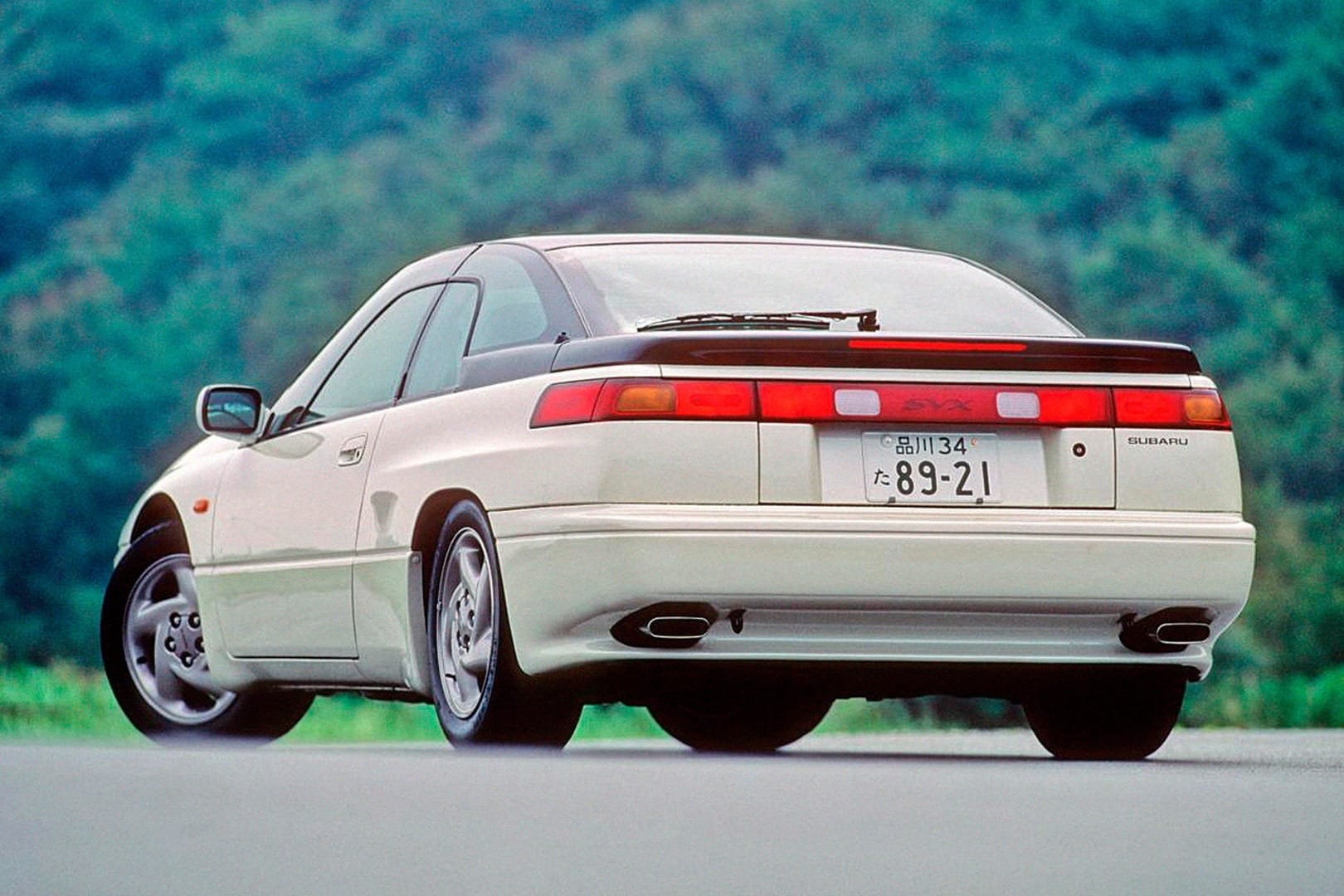 2 найдорожчих автомобілі бренду Subaru за всю історію Subaru SVX