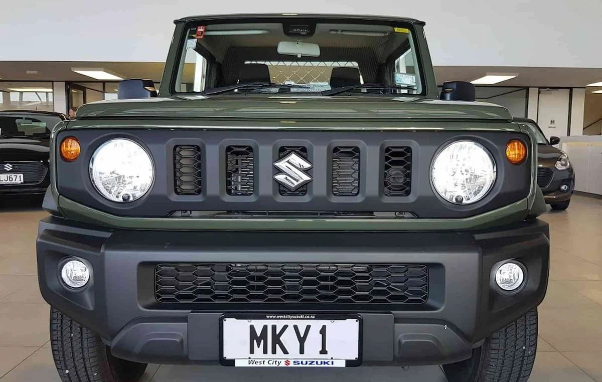 Suzuki Jimny показали в кузові пікап Suzuki Jimny пікап