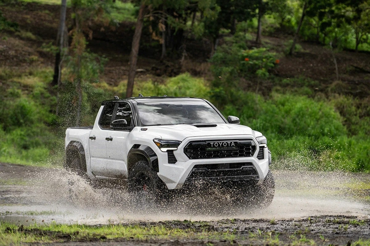 Презентовано Toyota Tacoma 2024 модельного року: пікап став потужнішим і безпечнішим Toyota Tacoma 2024