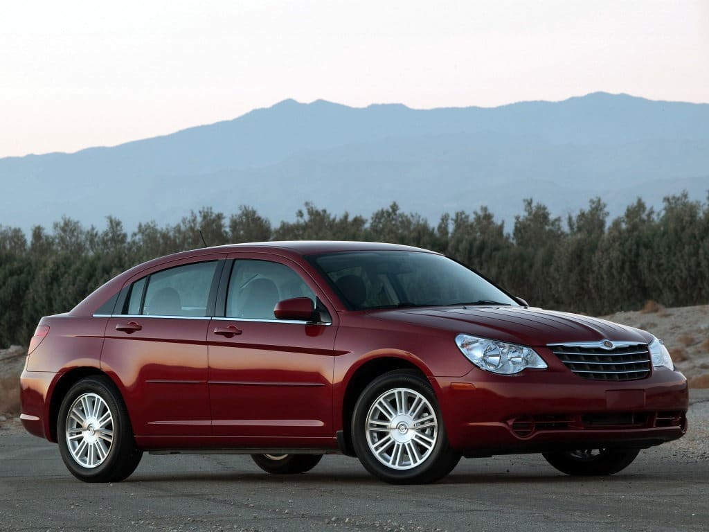 2 найгірші автомобілі бренду Chrysler за всі роки існування компанії Chrysler Sebring
