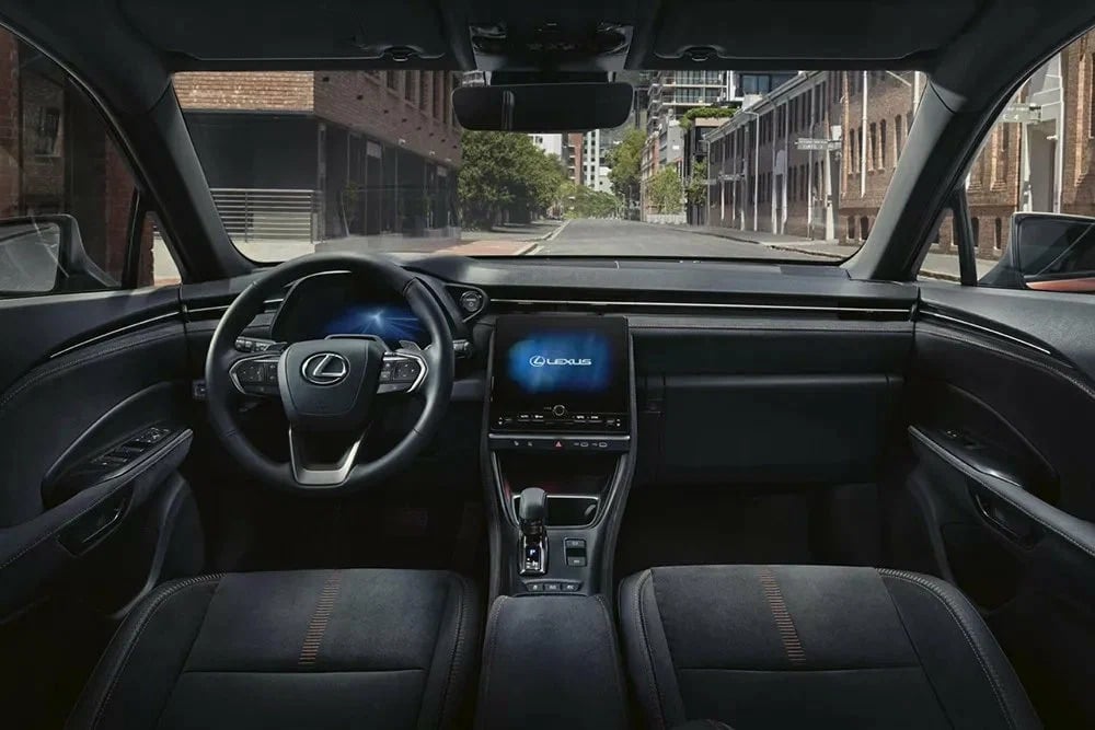 Lexus LBX 2024