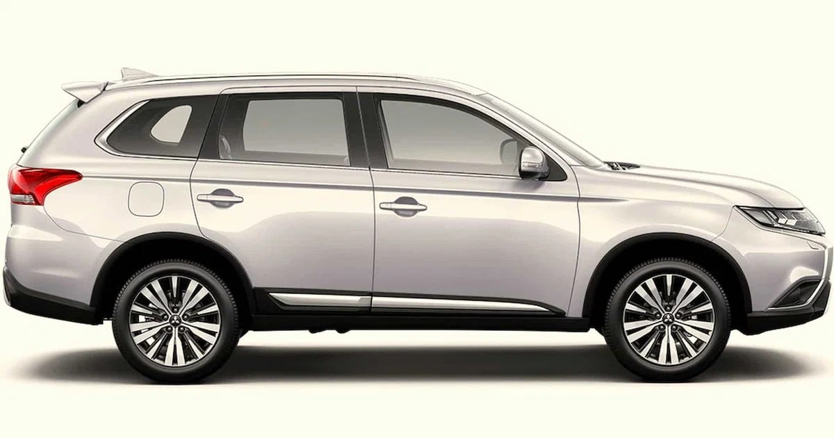 Розкрито японський кросовер з дуже витривалими двигунами Mitsubishi Outlander