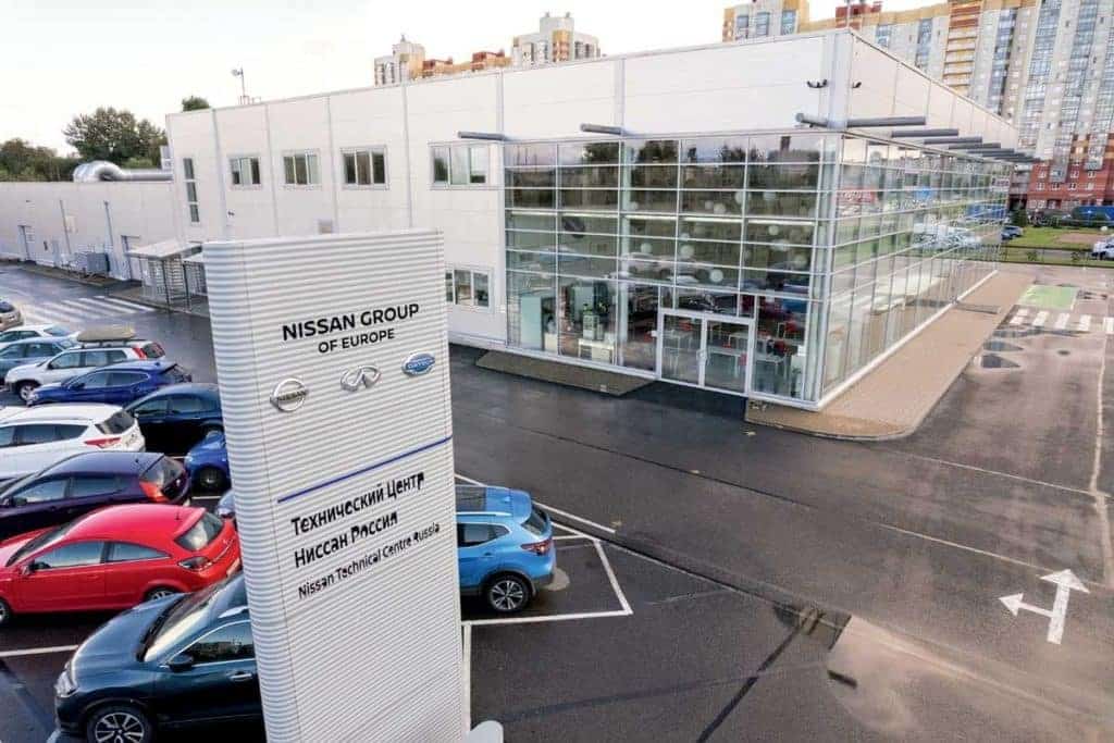 Nissan росія