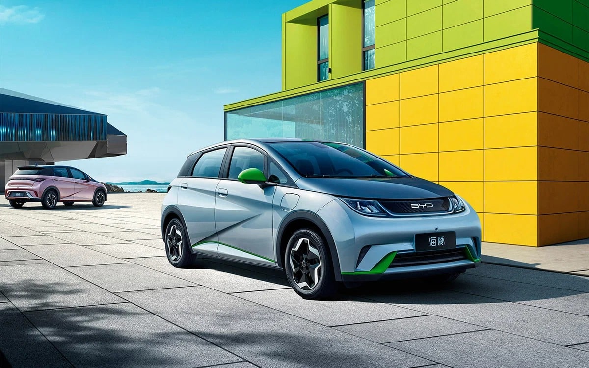 Китайський виробник електромобілів BYD потроїв свій прибуток BYD Dolphin