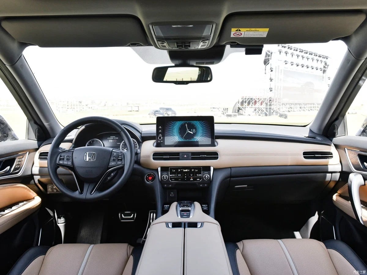 Пінопласт в автомобільних сидіннях може спричинити рак Honda UR-V