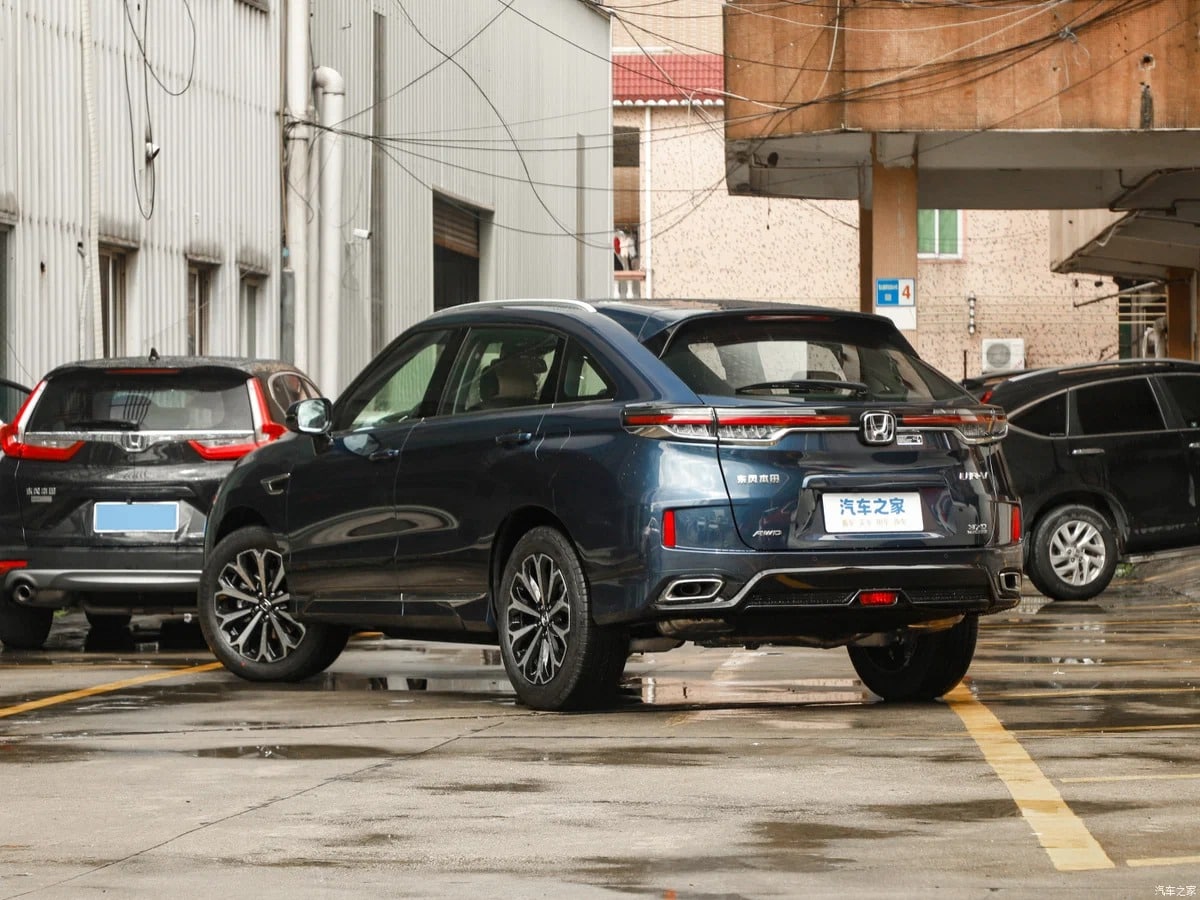 Honda оновила купеподібний кросовер UR-V Honda UR-V