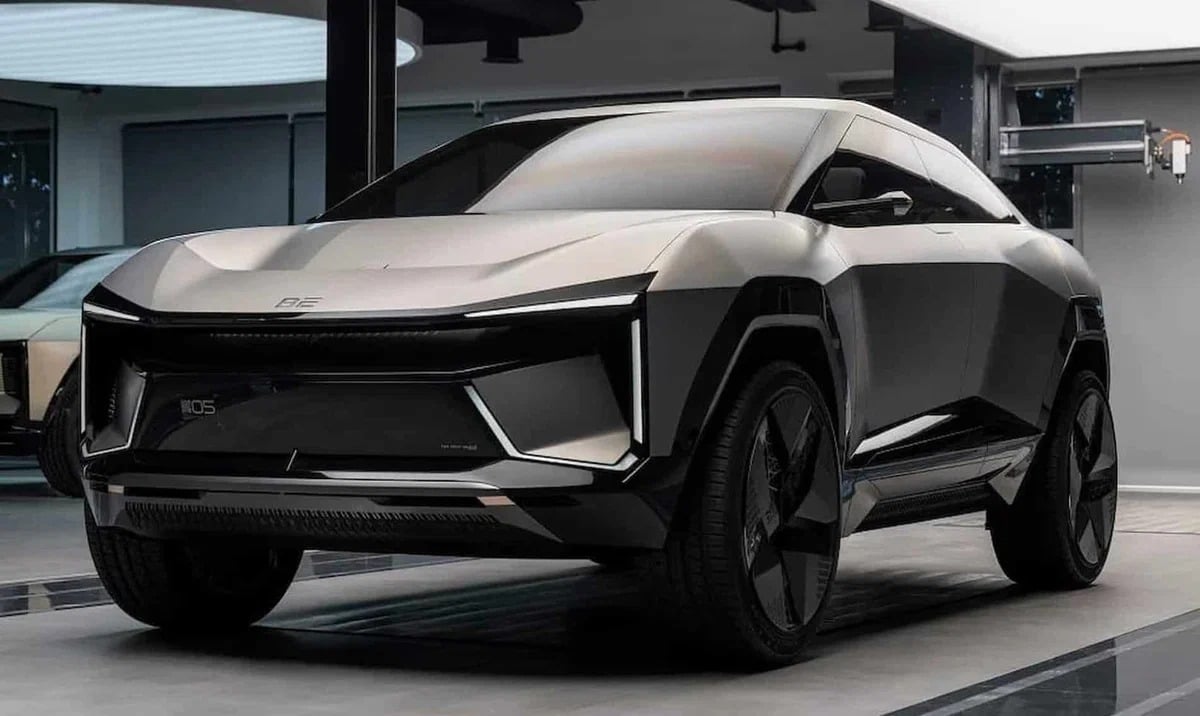 Новий купеподібний кросовер Mahindra підловили під час тестів Mahindra BE.05