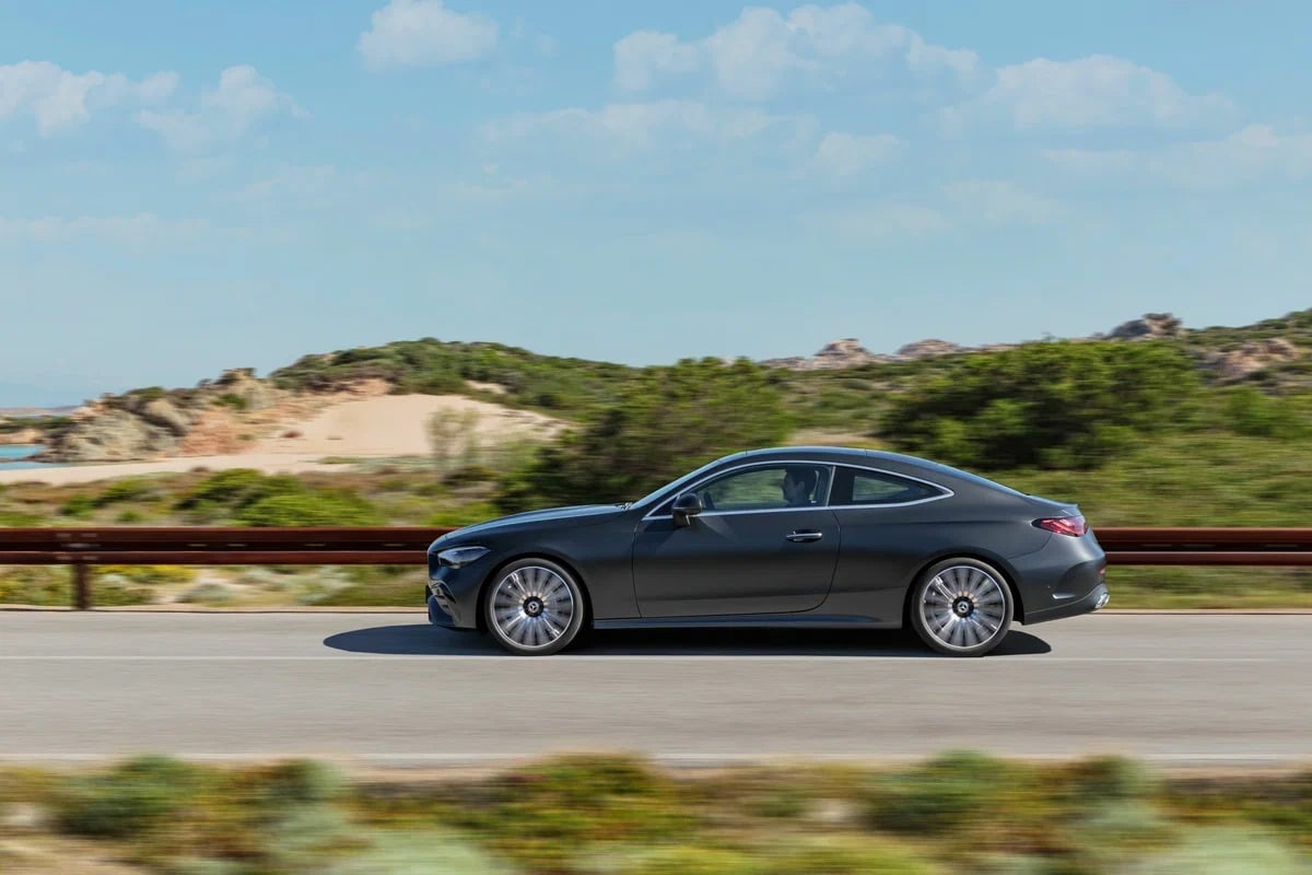 Mercedes презентував нові купе та кабріолет CLE: вони замінять дві моделі Mercedes-Benz CLE