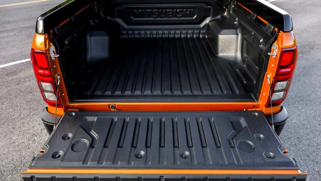 Mitsubishi L200 2024