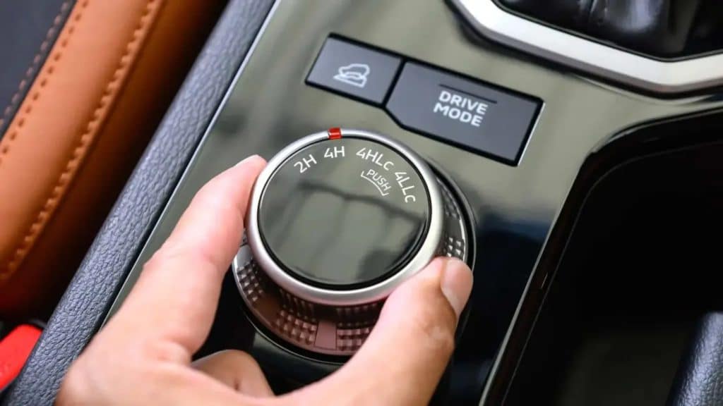 Mitsubishi L200 2024