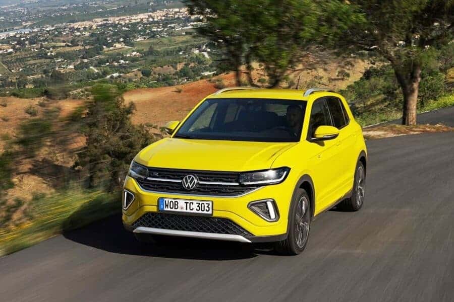 Кросовер Volkswagen T-Cross став кращим та сучаснішим Volkswagen T-Cross 2023