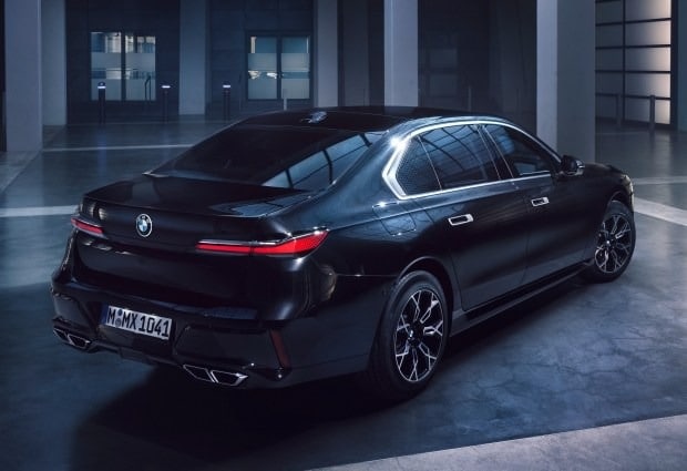 BMW i7 Protection