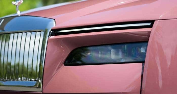 18 серпня Rolls-Royce презентує свій перший електрокар Rolls-Royce Spectre електро