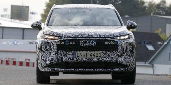 Стало відомо, яким буде кросовер Audi Q3 2025 модельного року Audi Q3 2025