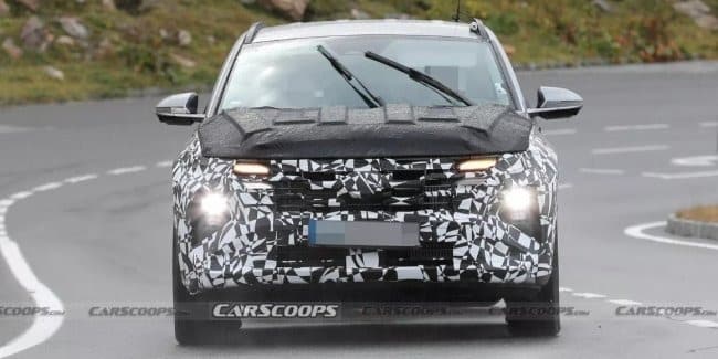 Компанія Hyundai працює над новим поколінням кросовера Tucson Hyundai Tucson тест 2024