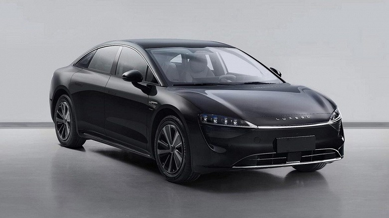Chery і Huawei випустять електрокар, що конкуруватиме з Tesla Model S Luxeed S7