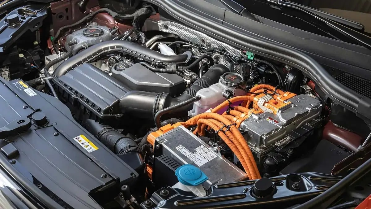 Volkswagen вивів на ринок нові гібридні кросовери, що здатні проїхати до 120 кілометрів у електричному режимі Volkswagen Tiguan 2024 презентовано
