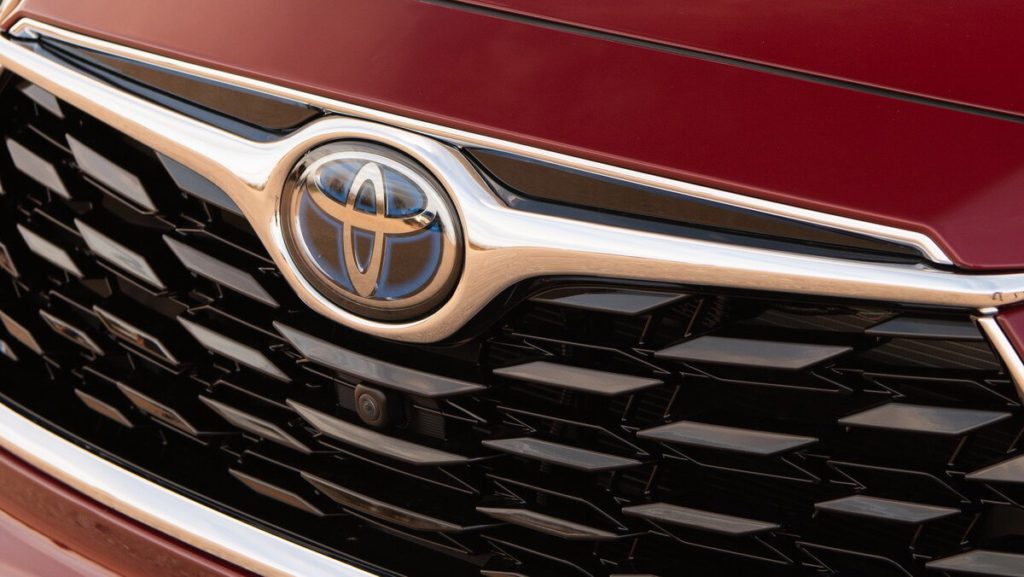 Toyota емблема лого