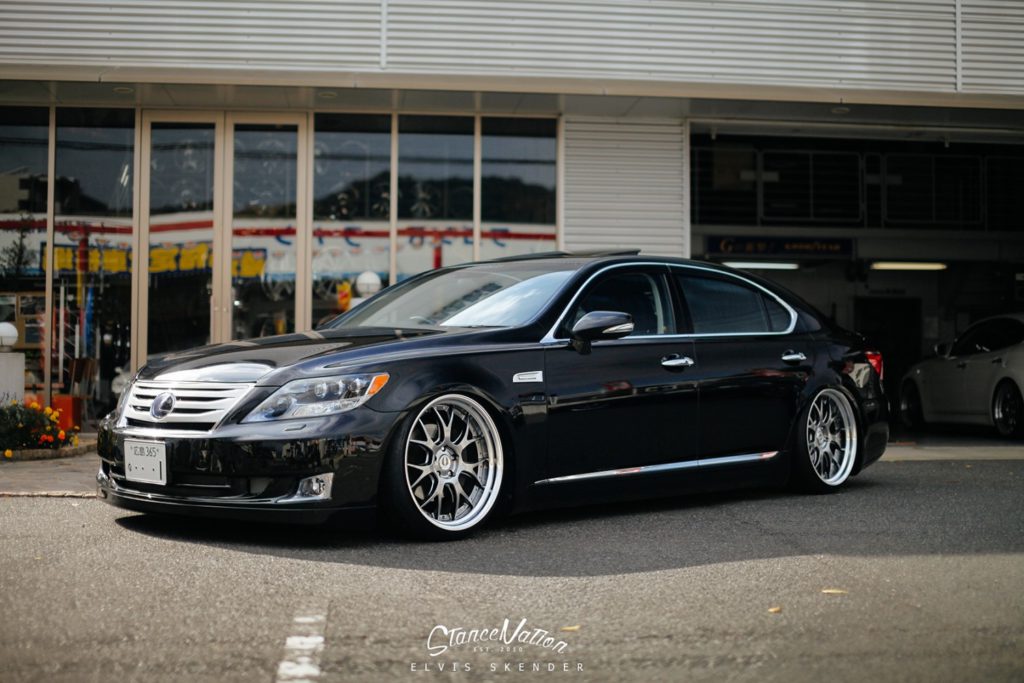 Lexus LS 600h L Art Works Crystal