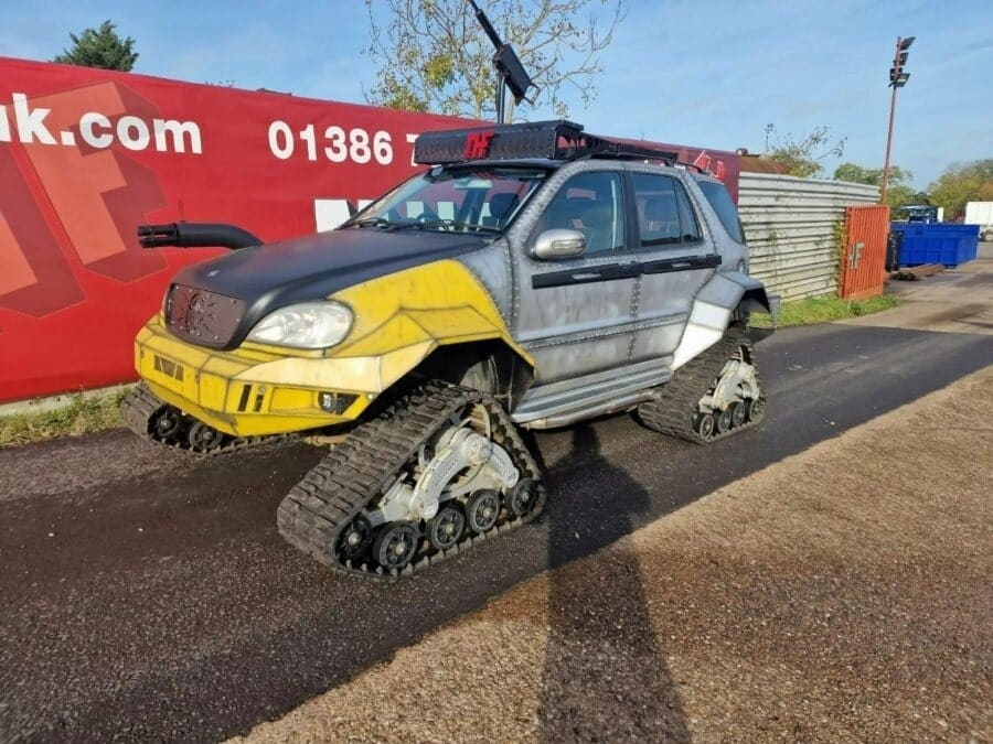 Mercedes-Benz ML500 гусениці