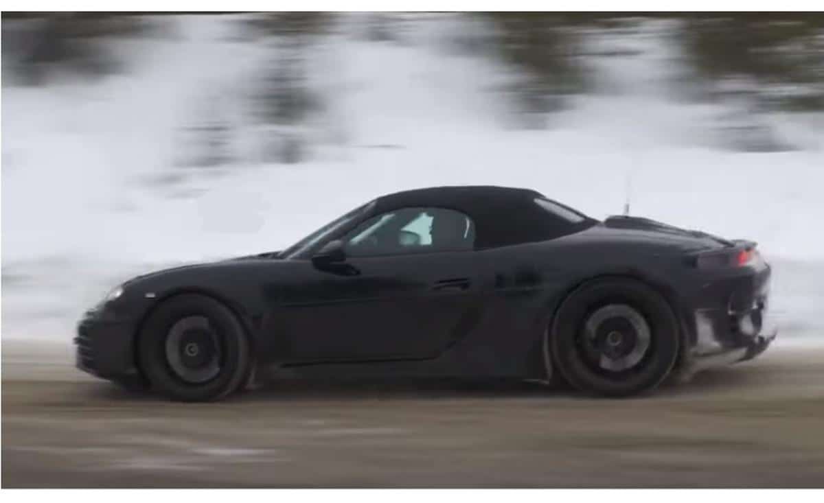 На тестах помічено прототип електричного Porsche 718 Boxster
