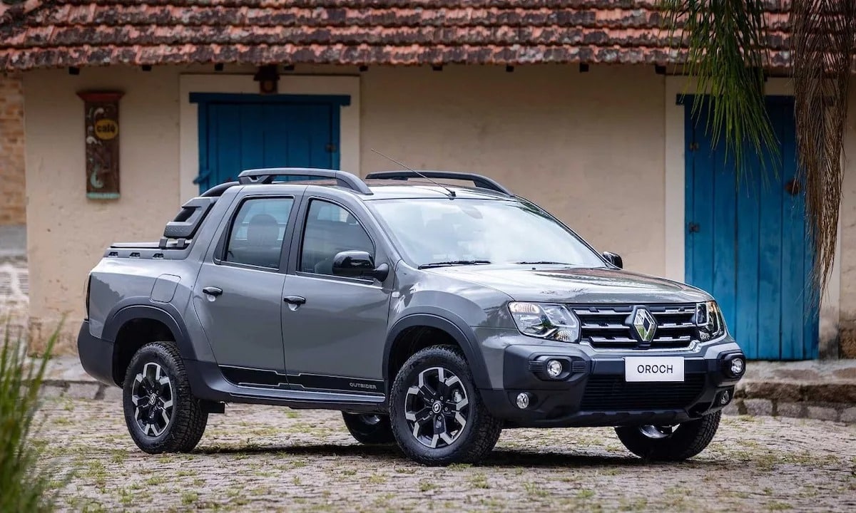 Названо 2 найдешевші моделі автомобілів бренду Renault Renault Oroch 2023