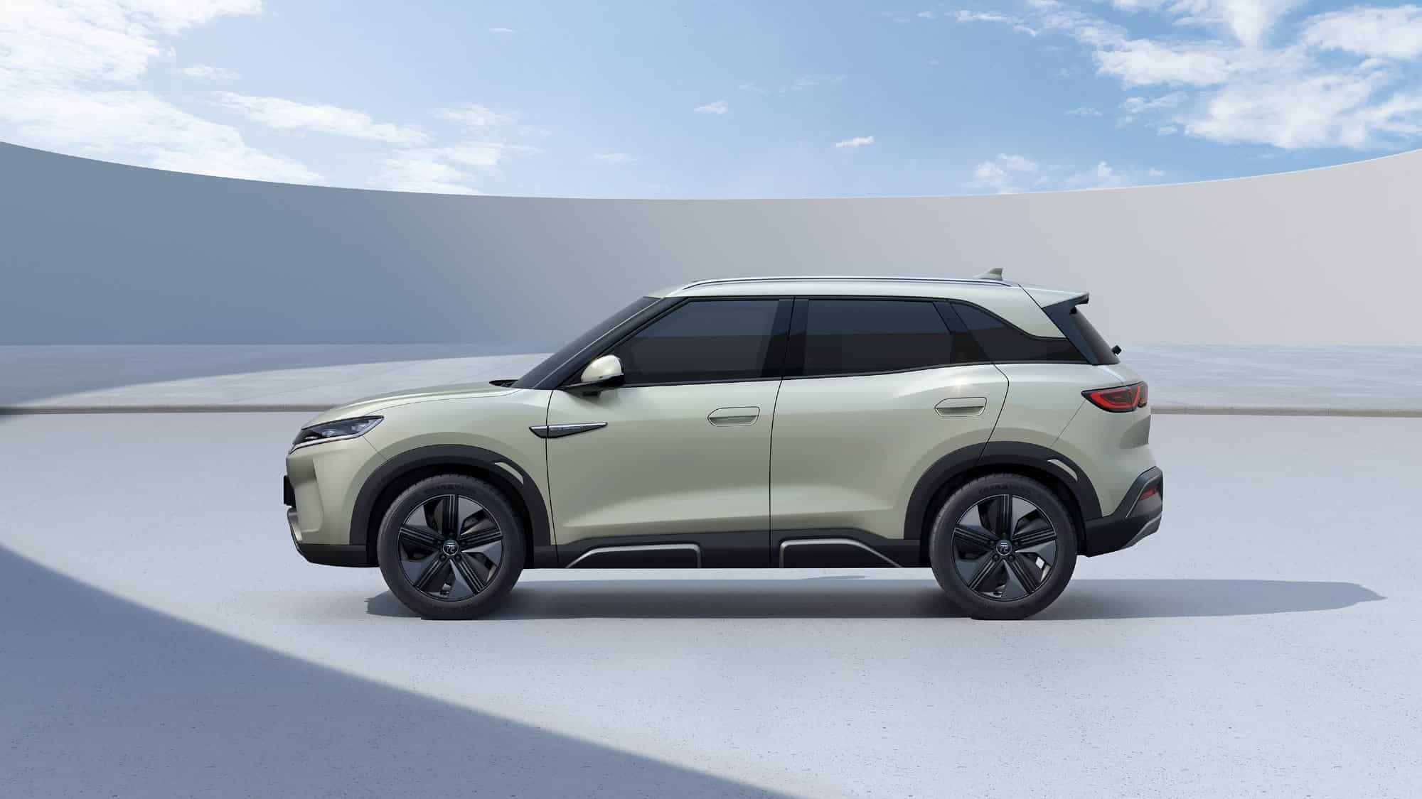 Компанія BYD виведе на ринок новий бюджетний електричний кросовер BYD Yuan UP