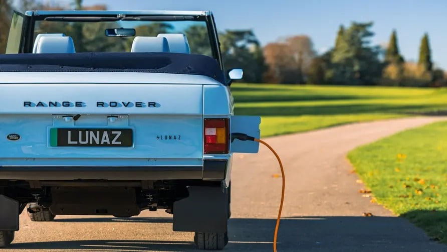 Range Rover Safari Lunaz