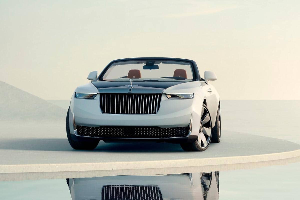 Компанія Rolls-Royce презентувала свій найрозкішніший автомобіль Rolls-Royce Arcadia