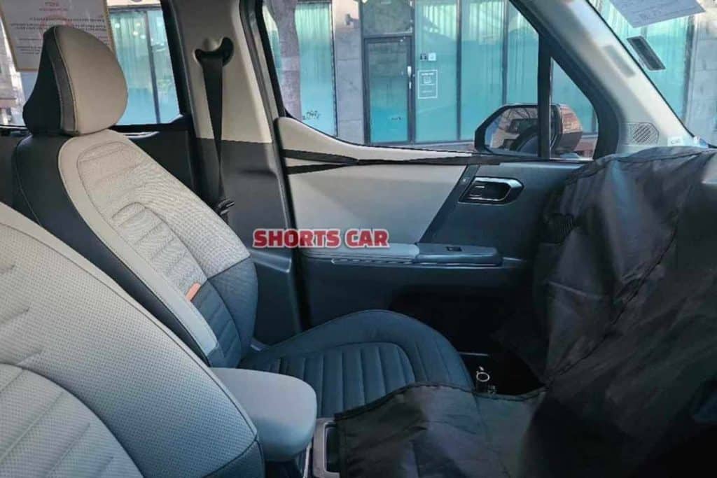Kia Clavis