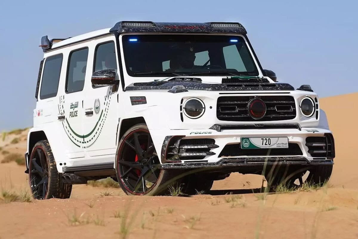 Поліція Дубая отримала новий позашляховик на базі Mercedes-AMG G 63 Mercedes-AMG G 63 поліція
