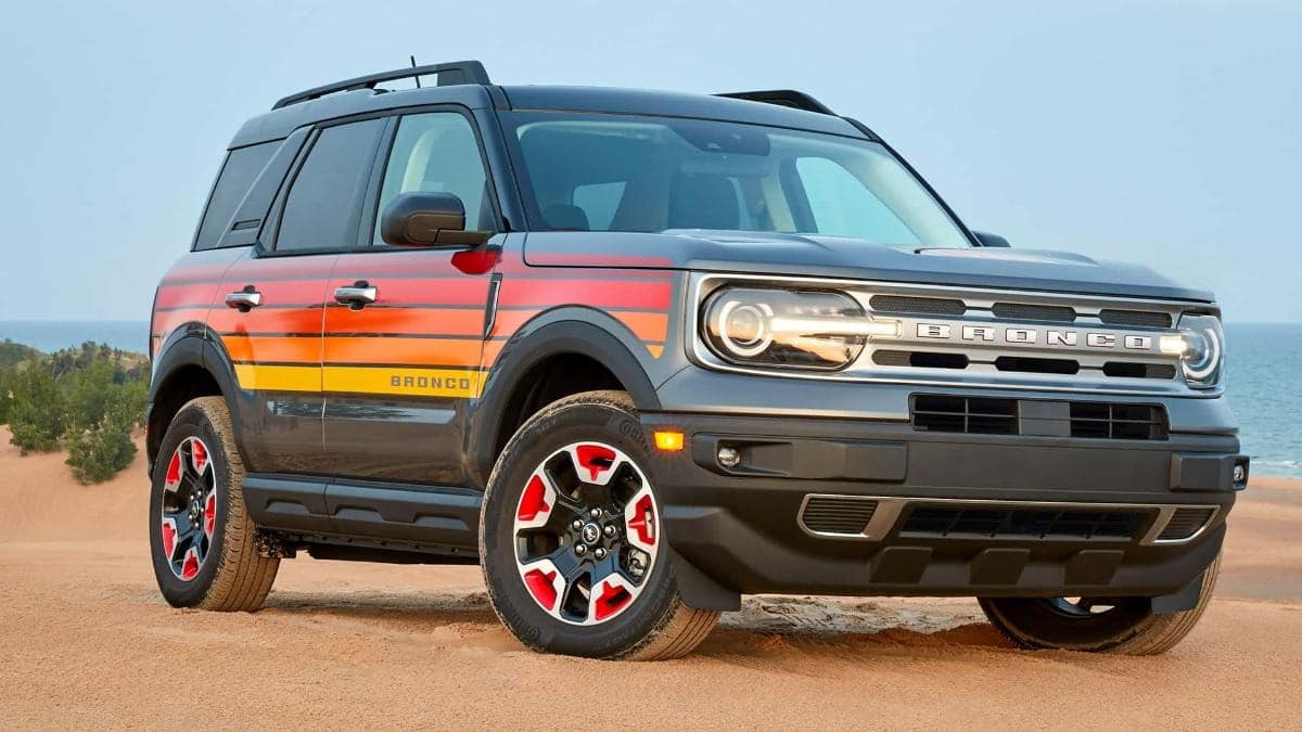 Ford передумав відмовлятися від ДВЗ: стратегію-2030 переглянуто Ford Bronco Sport 2024