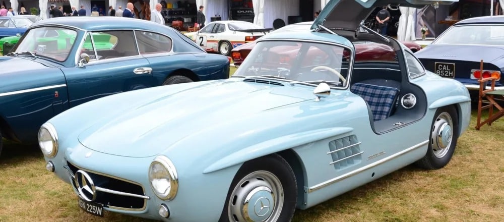 Культові класичні автомобілі: Mercedes-Benz 300SL 1954 року Mercedes-Benz 300SL 1954