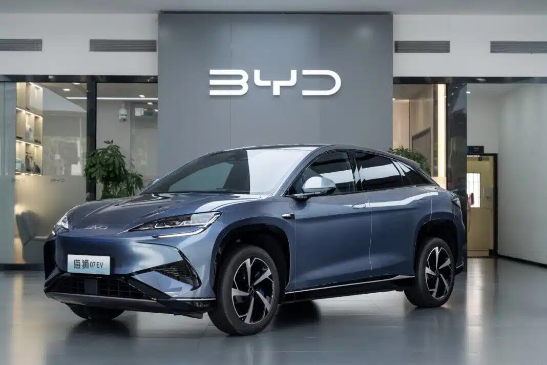 Презентовано позашляховик BYD Sea Lion 07 із системою “Око Бога” BYD Sea Lion 07