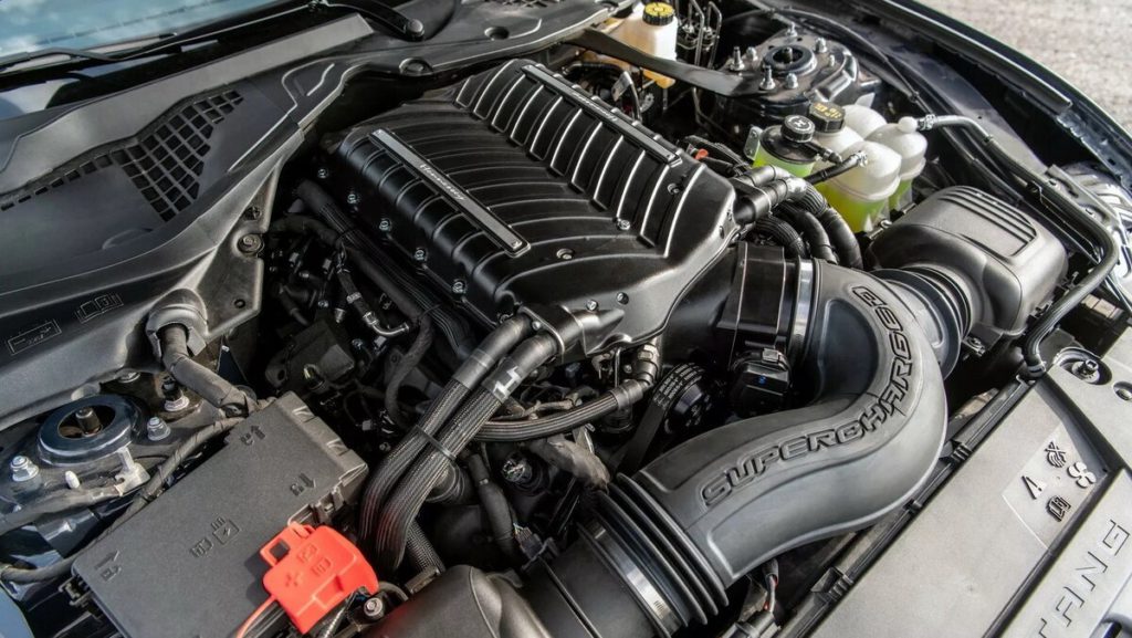 Ford Mustang Dark Horse