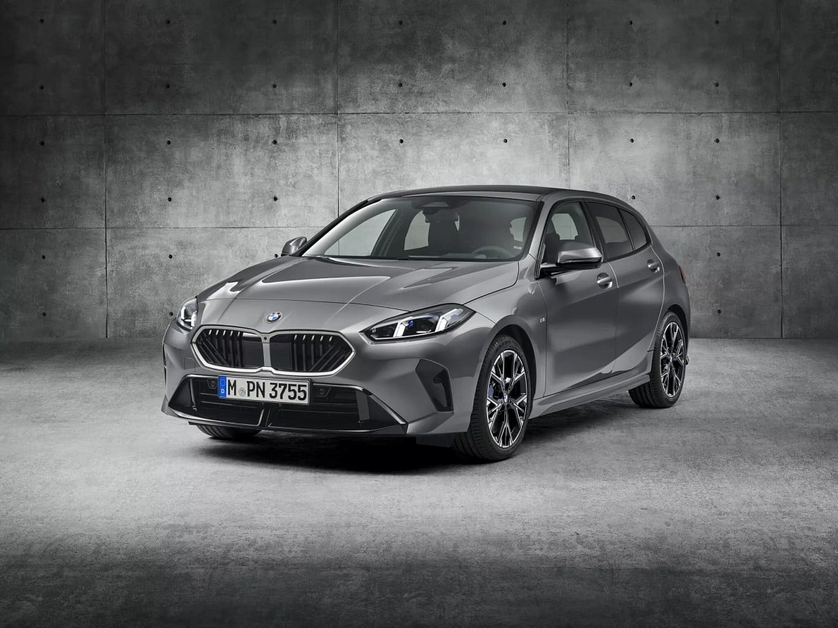 Стало відомо, як виглядатиме новий “заряджений” хетчбек BMW М BMW 1-Series M135