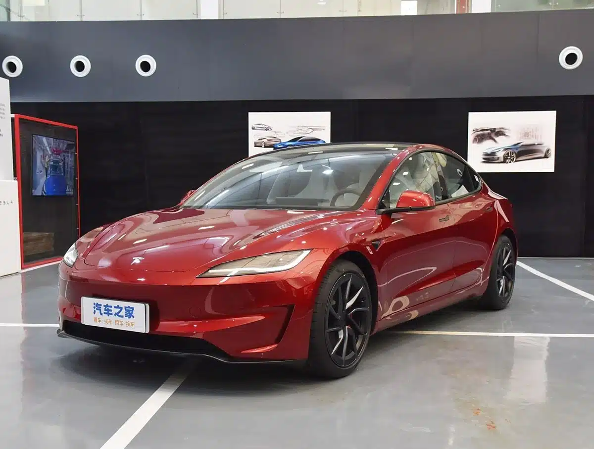 Tesla Model 3 Performance: найпотужніший електромобіль серії вийшов на китайський ринок Tesla Model 3 Performance