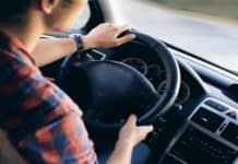 В Україні почались обмеження на реєстрацію авто для чоловіків