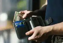 Змінилась вартість бензину на українських АЗС: скільки коштує бензин