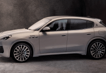 У електромобілі Volvo EX30 з’явилась українська мова