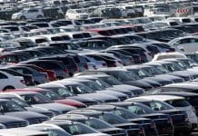 Асоціація автоімпортерів спробувала переконати владу не запроваджувати 15% військового збору. Чи вийшло в неї? ВААІД