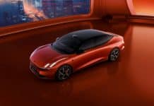 Geely і Volvo представили перший серійний електромобіль для геймерів Lynk & Co Z10 Starbuff