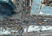 Названі чотири типові помилки українських водіїв у заторах помилки українських водіїв у заторах