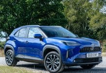 Автомобільний рейтинг найекономічніших компактних кросоверів 2024 року Toyota Yaris Cross Hybrid