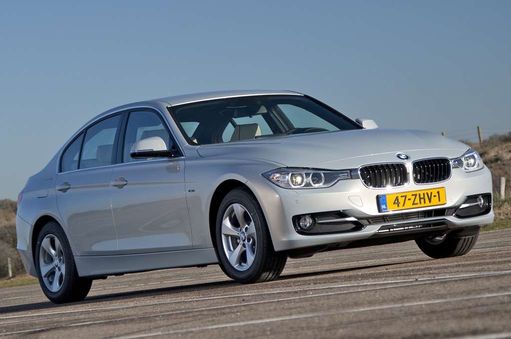 BMW 320i