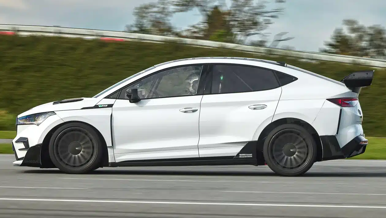 Enyaq RS Race