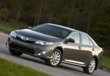 Топ-5 найнадійніших седанів у віці 10 років Toyota Camry