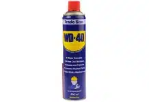 Експерти назвали чотири незвичайні способи використання WD-40 в автомобілі WD-40