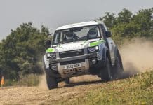 Позашляховик Land Rover Defender візьме участь у ралі «Дакар» у 2026 році Defender