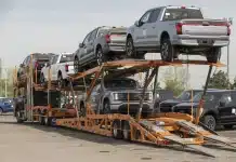 Продажі електричного пікапа від Ford впали на 50%: кінець ери електромобілів? Ford-F-150 Lightning